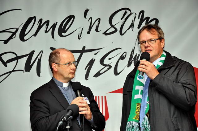Zu_Tisch   088.jpg